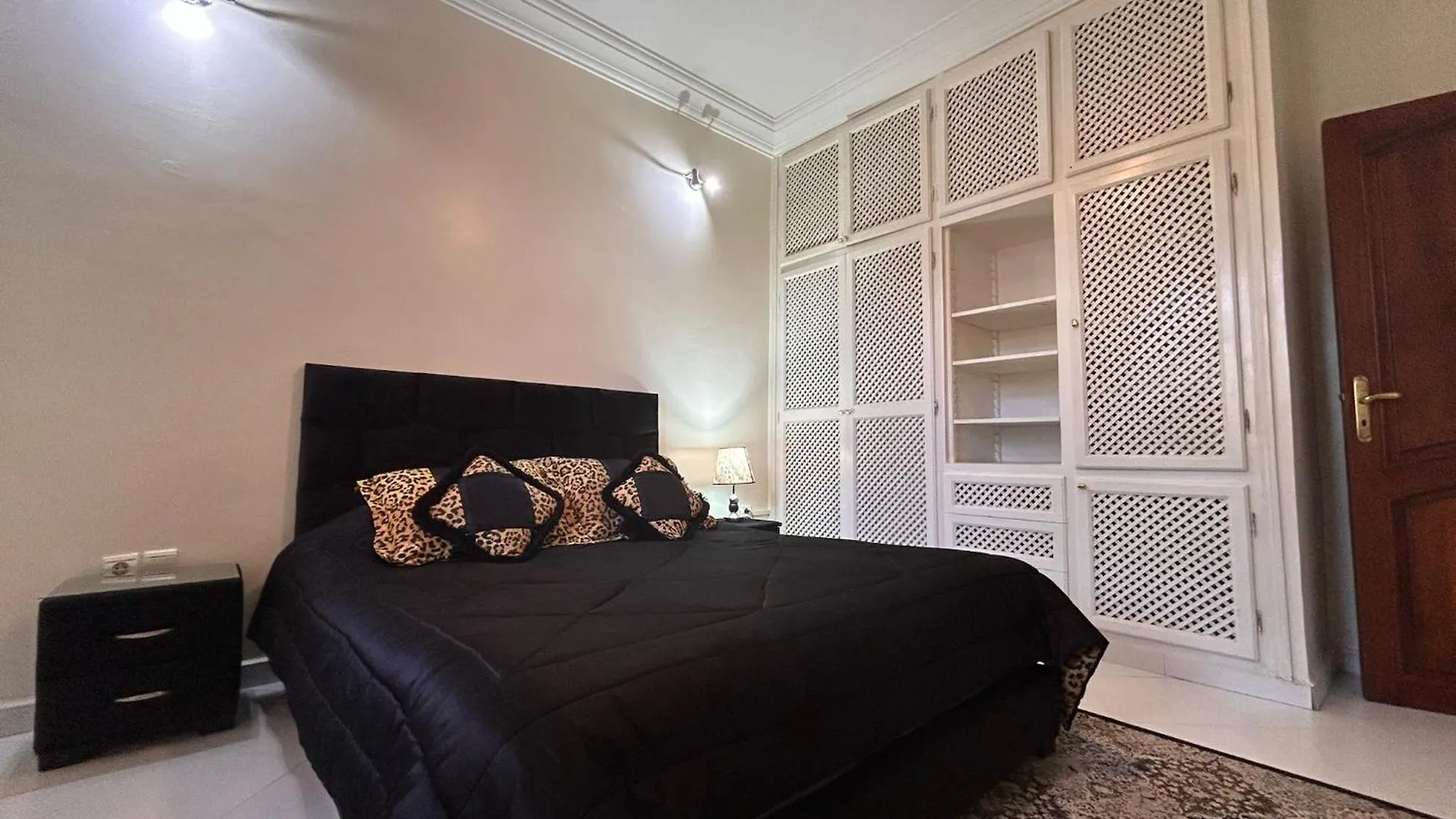 Villa Targa Piscine 10 Minutes Du Centre - Ark Realty Marrakesh